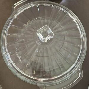 Clear Glass Casserole Dish with Lid
